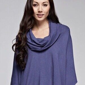 Love Stitch Soft Fringe Blue Poncho One Size